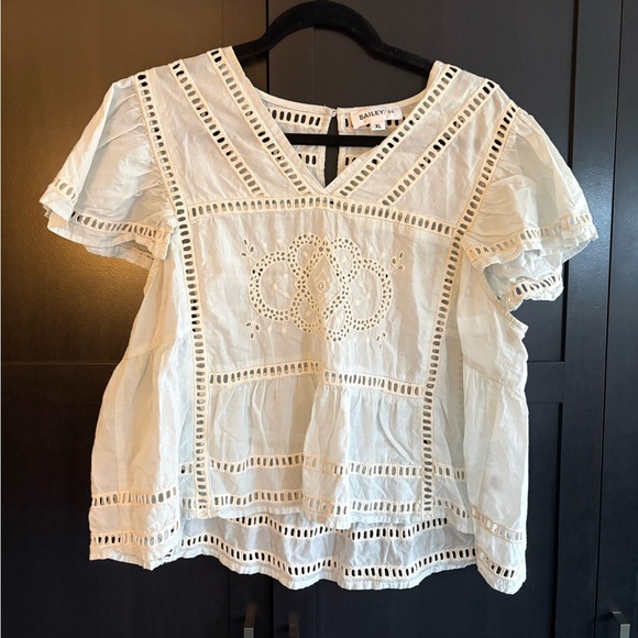 Bailey 44 Tops - Bailey 44 Cotton Eyelet Blouse Top